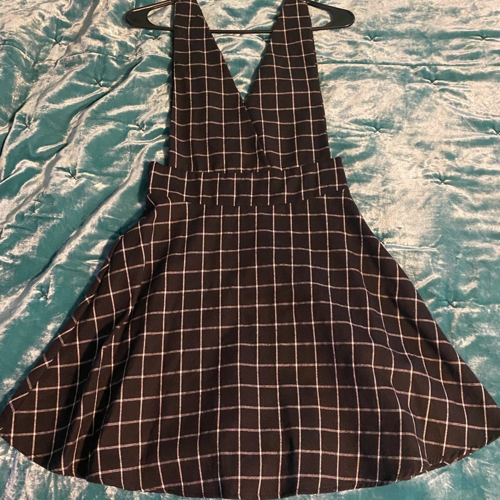 Women’s dress